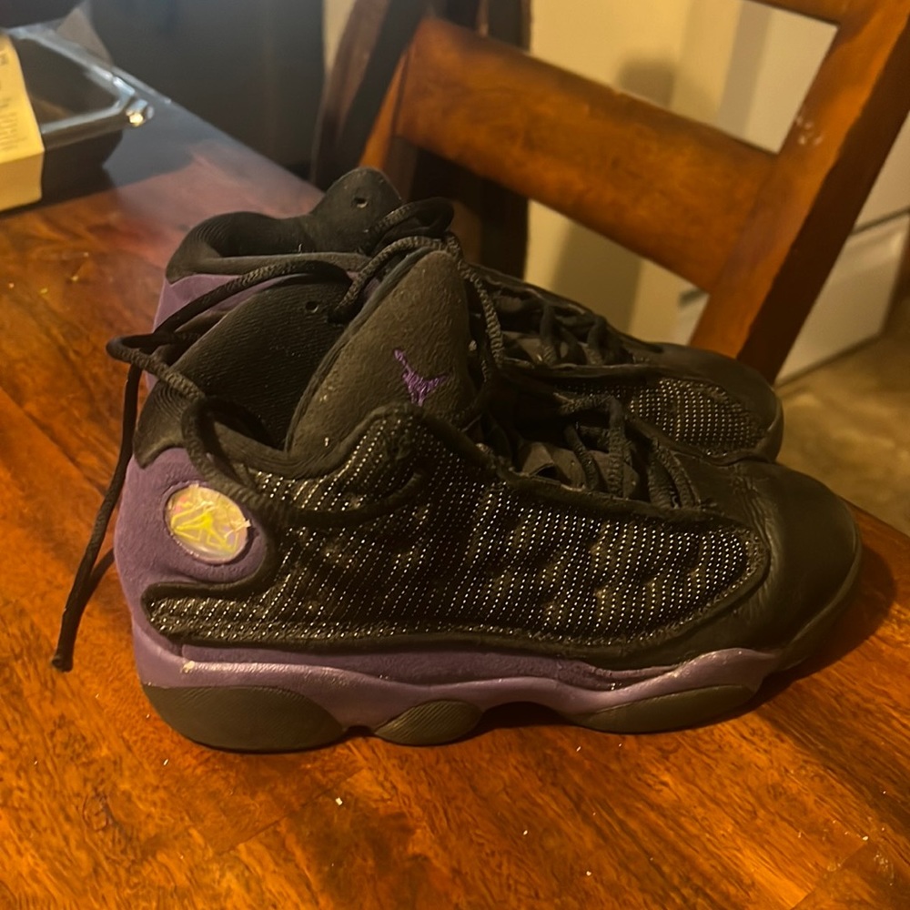 Used Jordan kids sneakers